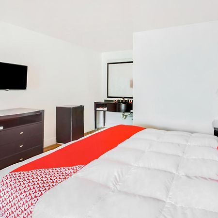 Oyo Hotel Columbia Sc West Вест-Коламбія Екстер'єр фото